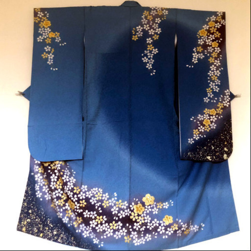 《やまと謹製》金彩桜模様刺繍振袖と袋帯のセット