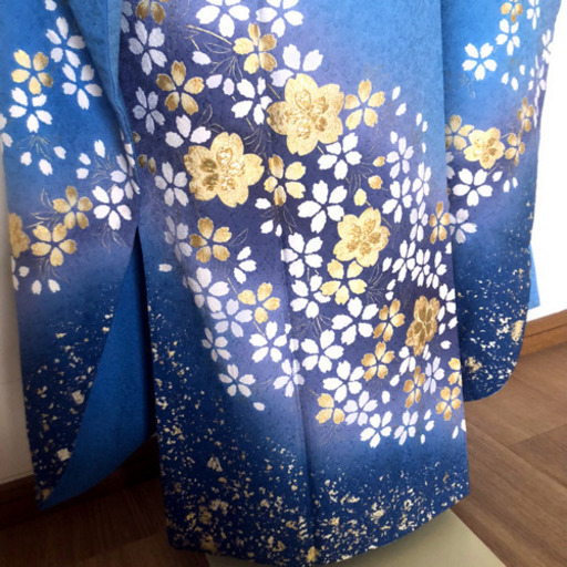 《やまと謹製》金彩桜模様刺繍振袖と袋帯のセット