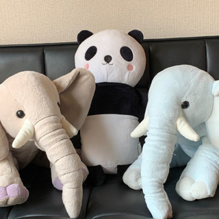 大きなぬいぐるみの画像