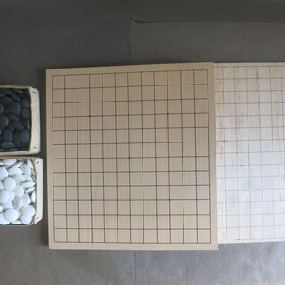 未使用に近い  碁盤 1枚+自作碁盤（バルサ材軽量）計2枚　