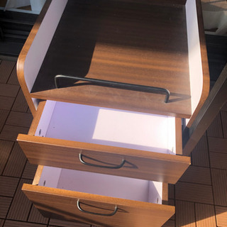 【話し中】パソコンデスク&キャビネットの画像