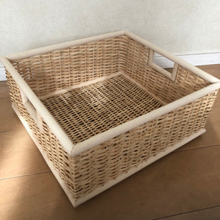 【無印良品】重なるブリ材角型バスケット・中の画像