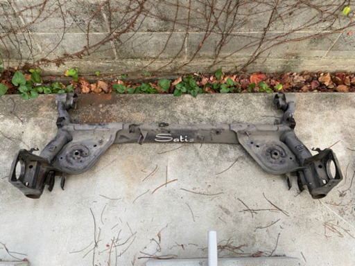 値下げ‼︎引取限定 C25 C26 C27 セレナ サティスファクトリー 加工アクスル 7° 80㍉上げ 20㍉ナロー セットバック20㍉ キャンバーホーシング