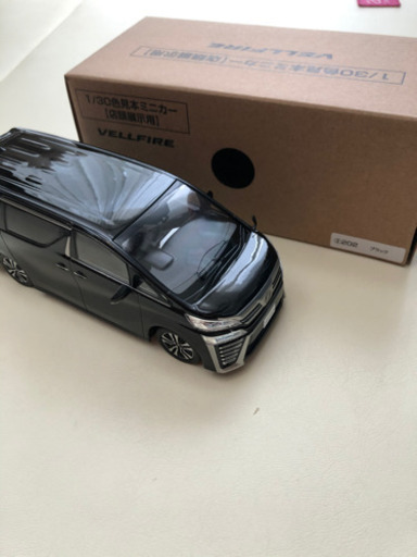 ヴェルファイア30系後期のミニカー