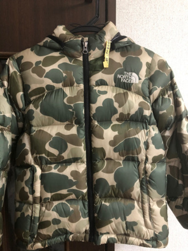 希少NORTH FACEダウンジャケット/130cm/ナイロン/GRN/カモフラ/NDJ91300【キッズ】