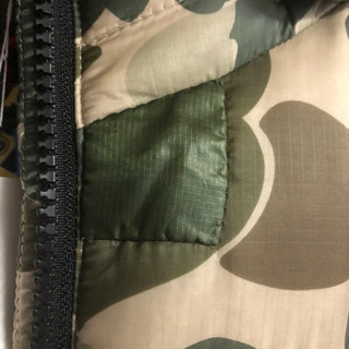 希少NORTH FACEダウンジャケット/130cm/ナイロン/GRN/カモフラ/NDJ91300【キッズ】 の画像