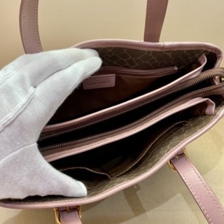 店頭販売済　⭐ Nina Ricci ハンドバック ⭐の画像