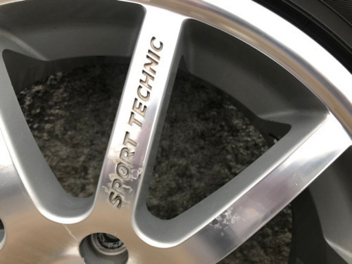 １７インチアルミホイール(SPORT TECHNIC)