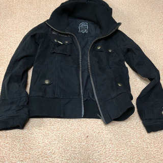 ジャケット　　黒　　Mサイズ