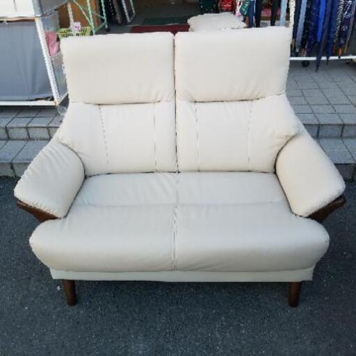 25美品　ご購入ありがとうございました。⭐二人かけハイバックソファーオットマン付き❗(税込み)