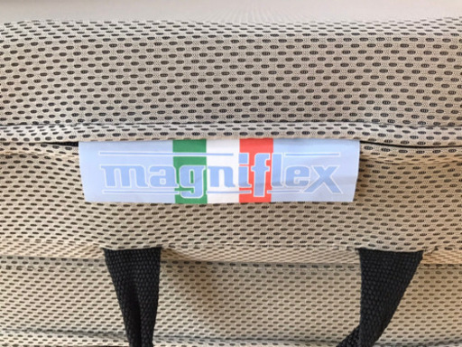 マニフレックス　三つ折り　高反発　メッシュ