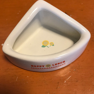 小動物用陶器製エサ入れ