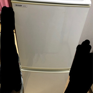 冷蔵庫の画像