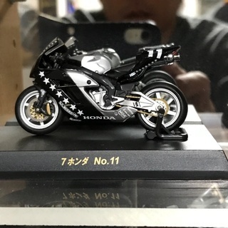 鈴鹿8H耐久レースバイクです。の画像