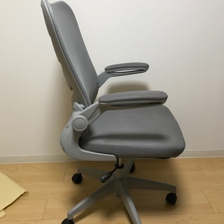 デスクワーク用椅子の画像