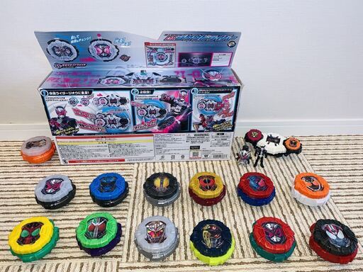 仮面ライダージオウ 変身ベルト DXジクウドライバー 13種ウォッチプレゼント 文京区で手渡し可能