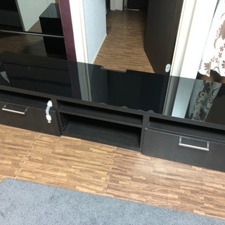 1.8m テレビ台　ガラス天板　無料