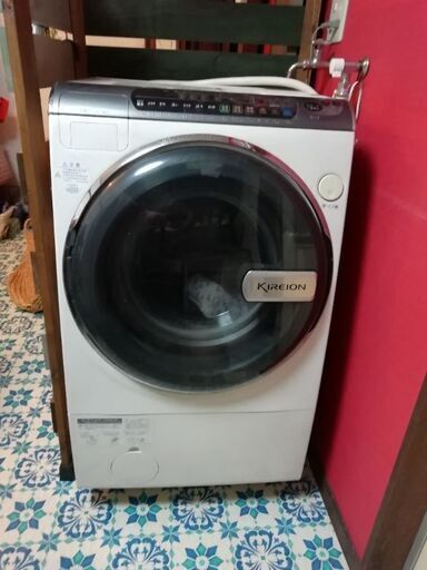 シャープ　9.0kg  ドラム式洗濯乾燥機 ES-V300-W