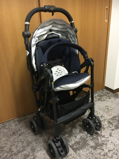 combiホワイトレーベル スゴカル4キャス compact エッグショック HH シリウスネイビー