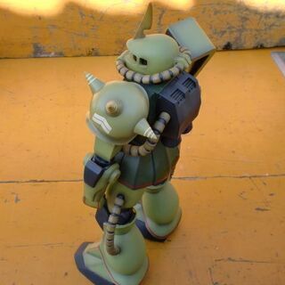 ガンダム　大き目のザグ量産型？　の画像