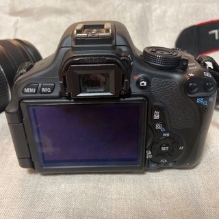 CANON EOS KISS X5 EF-S18-55 IS 2の画像