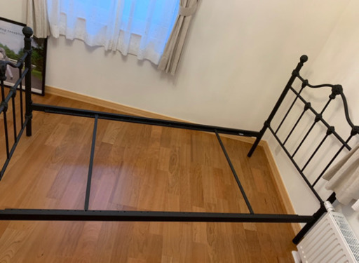 アイアン　シングルベッド　