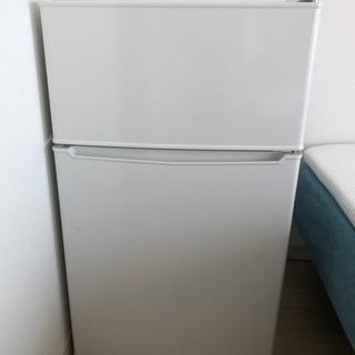 シンプルデザインの冷蔵庫(amadana) 86L  1-2人用