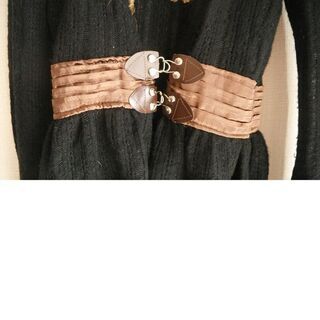 カーディガン　アジア系の画像