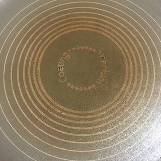 フライパン29㌢と15㌢の画像