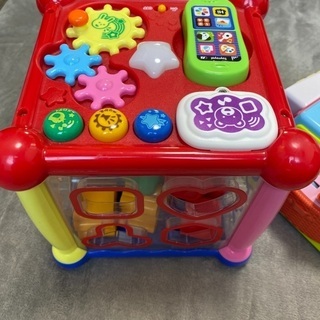 知育玩具の画像