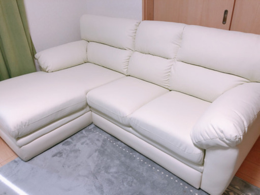 カウチソファー