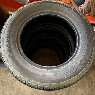 格安☆YOKOHAMA スタッドレスタイヤ 175/70R14 
