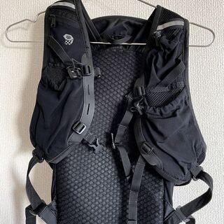 【バックパック】MOUNTAIN HARDWEARフリューイッド16Lの画像