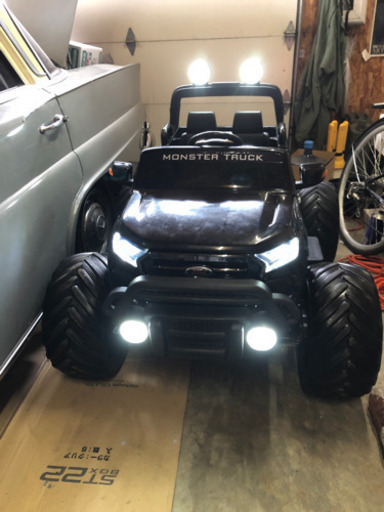 フォードレンジャーモンスタートラック4×4