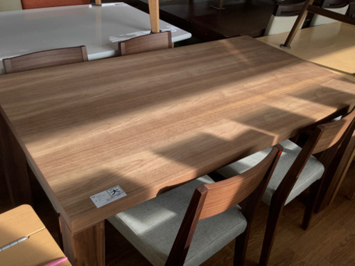 【FUJIEI】ダイニング5点セット売ります！