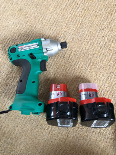 取引中)マキタ　充電式インパクトドライバー