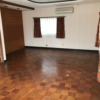 倉敷市亀島　中古一戸建て　シャッターガレージ付き - 不動産