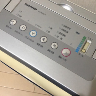 SHARP 除湿機の画像