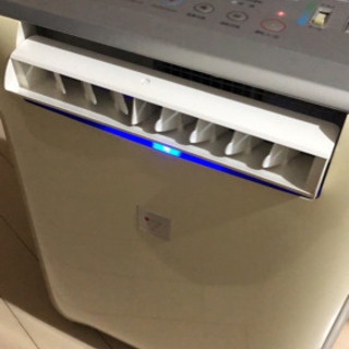 SHARP 除湿機の画像