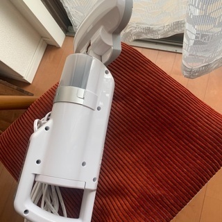 おふとん用掃除機の画像