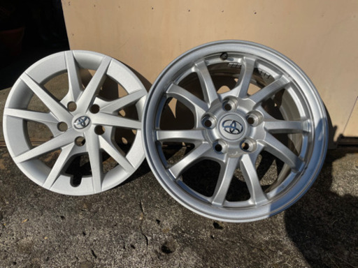 プリウス純正アルミホイール