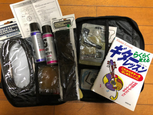 (商談中)アコースティック・ギター ※オマケつき