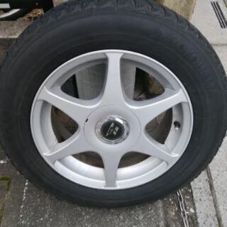 ホイール付スタッドレスタイヤ4本の画像