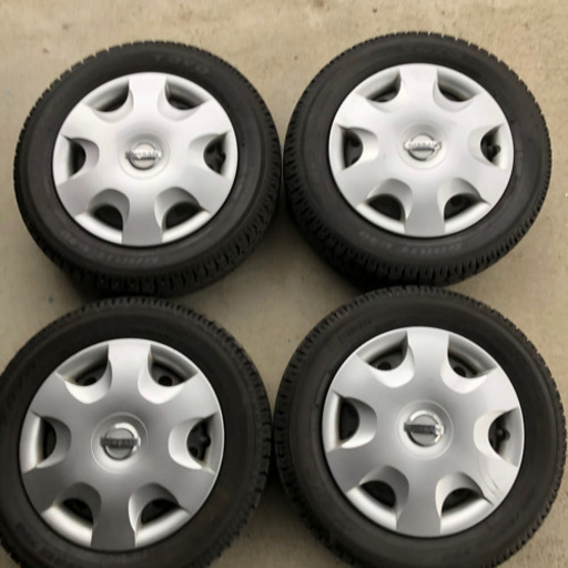 TOYO スタッドレスタイヤ　13インチ ナット付き
