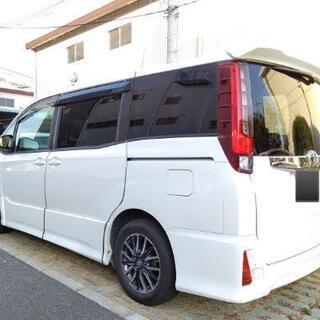 現行80ノア★最上級SiWサンルーフ付★車検4年3月★快適仕様 地デジデカナビの画像