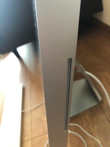 iMac 24インチ (Apple純正キーボード、マウス付き)