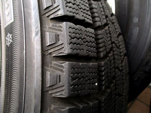 OZレーシングスタッドレスタイヤ付きアルミホイール 16-6.5J  5穴 ストレートナット仕様タイヤ215/60Ｒ16　4本セット