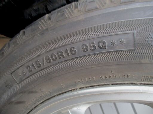 OZレーシングスタッドレスタイヤ付きアルミホイール 16-6.5J  5穴 ストレートナット仕様タイヤ215/60Ｒ16　4本セット