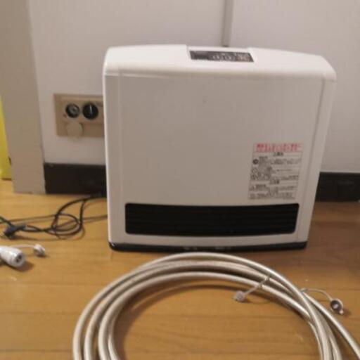 ガスファンヒーター