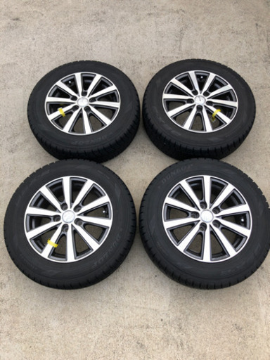 スタッドレスタイヤ　195/65R15
